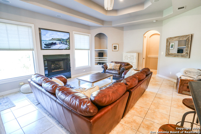 Image 12 of 38 For 43 Sable Heights