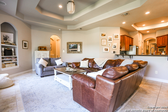 Image 13 of 38 For 43 Sable Heights