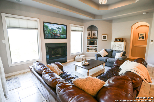 Image 14 of 38 For 43 Sable Heights