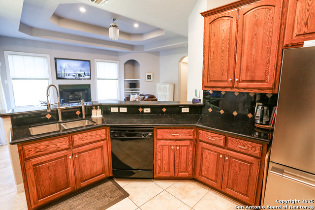 Image 21 of 38 For 43 Sable Heights