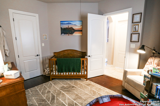 Image 33 of 38 For 43 Sable Heights