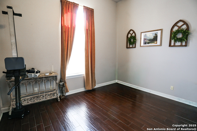 Image 35 of 38 For 43 Sable Heights