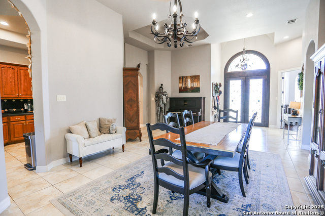 Image 9 of 38 For 43 Sable Heights