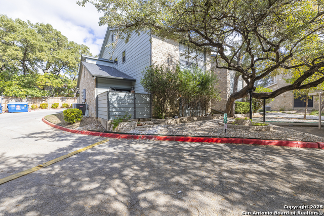 Image 27 of 27 For 829 Bitters W Apt 703