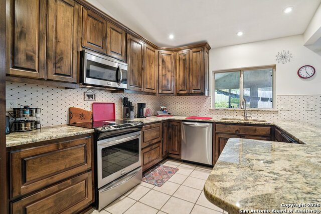 Image 12 of 32 For 5323 Cerro Vista