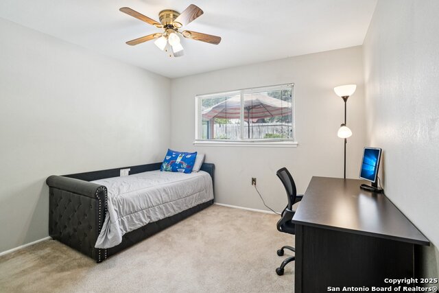 Image 16 of 32 For 5323 Cerro Vista