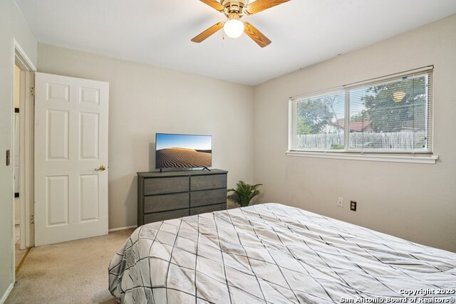 Image 20 of 32 For 5323 Cerro Vista