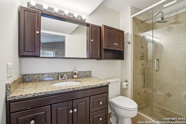 Image 23 of 32 For 5323 Cerro Vista