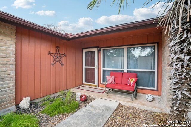 Image 4 of 32 For 5323 Cerro Vista