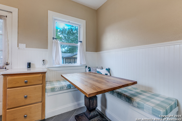 Image 13 of 28 For 567 Donaldson