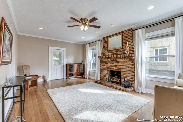 Image 5 of 28 For 567 Donaldson