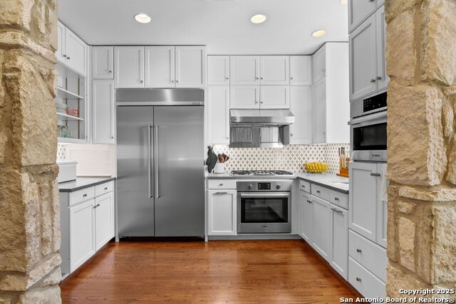 Image 20 of 42 For 239 Belvidere