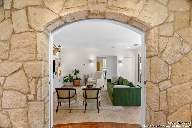 Image 24 of 42 For 239 Belvidere