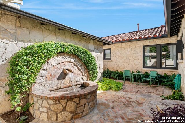 Image 33 of 42 For 239 Belvidere