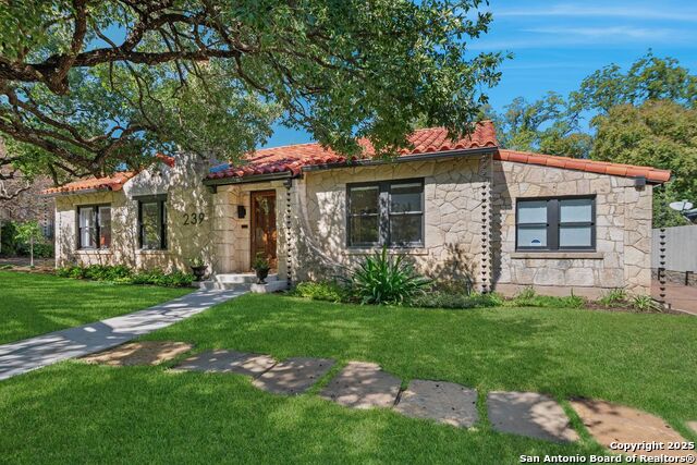 Image 4 of 42 For 239 Belvidere