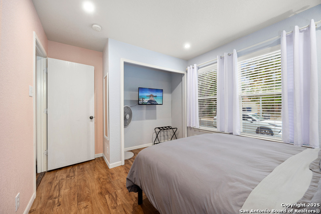 Image 16 of 25 For 134 Arrow Oaks