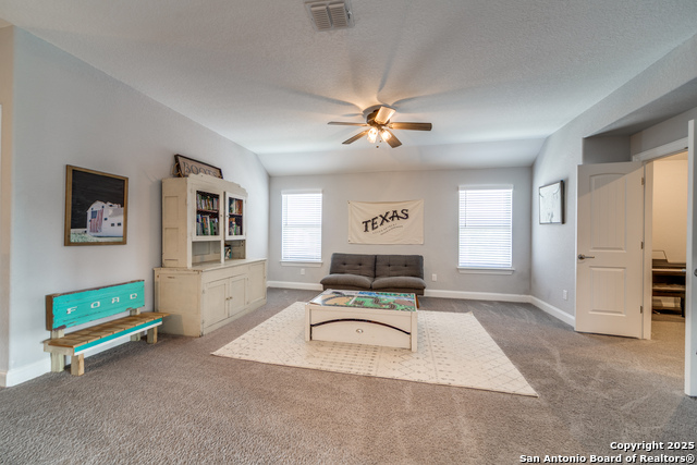 Image 20 of 35 For 121 Stablewood Ct