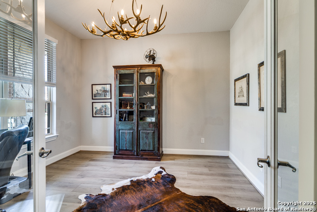 Image 5 of 35 For 121 Stablewood Ct