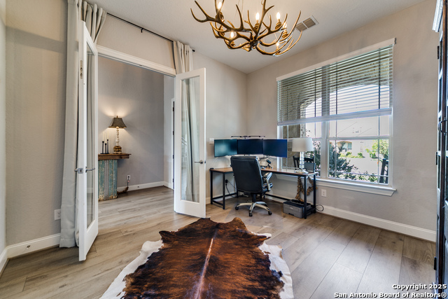 Image 6 of 35 For 121 Stablewood Ct