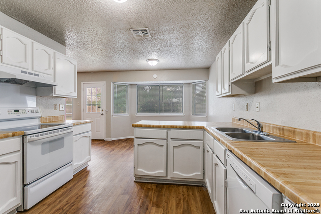 Image 14 of 25 For 2803 Fred Haise