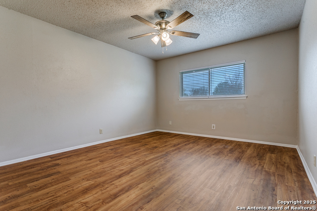 Image 16 of 25 For 2803 Fred Haise