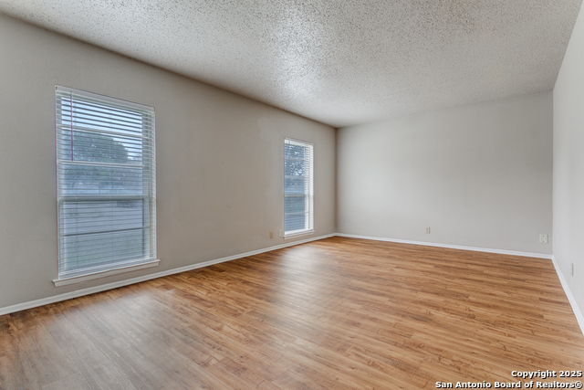 Image 18 of 25 For 2803 Fred Haise