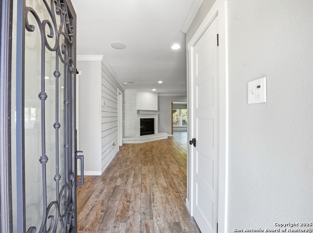 Image 4 of 46 For 3624 Fox Run