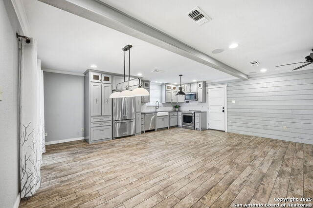 Image 9 of 46 For 3624 Fox Run