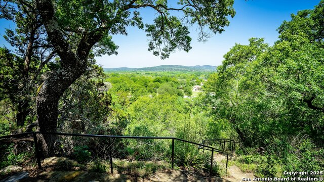 Image 4 of 24 For 1121 Brad Street