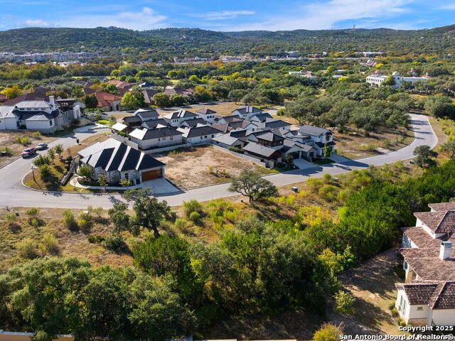 Image 3 of 15 For 11 Dominion Meadows