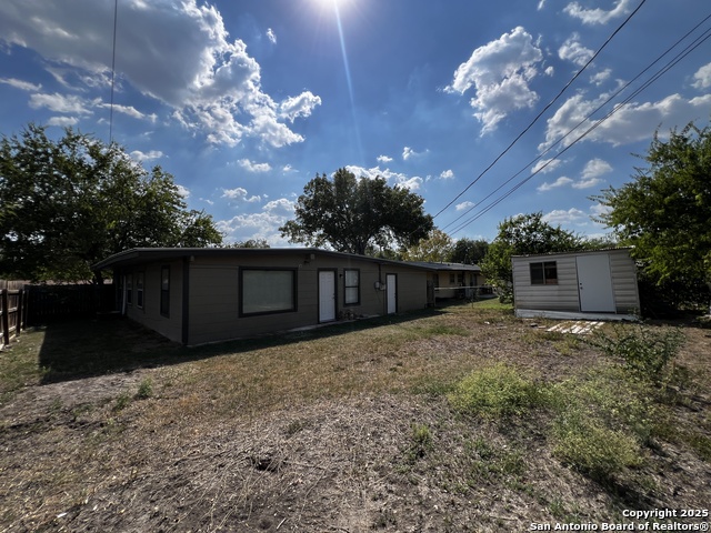 Image 19 of 23 For 507 Gilbert