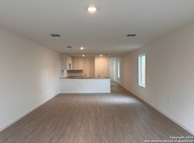 Image 3 of 8 For 10727 Vesta