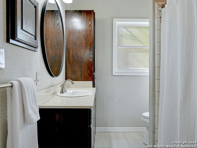 Listing photo id 10 for 354 Maplewood Lane