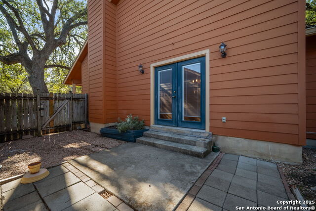 Image 21 of 24 For 13610 Forest Rock