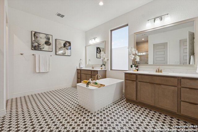 Image 17 of 31 For 1386 Lyme Park