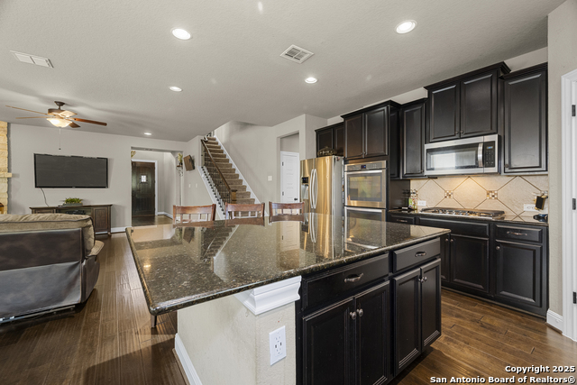 Image 18 of 57 For 11715 Violet Cove