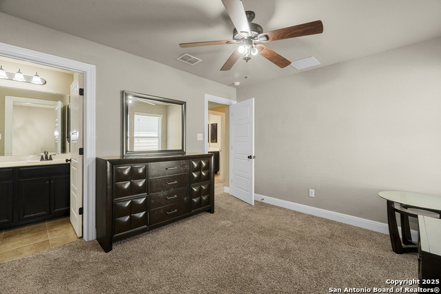 Image 37 of 57 For 11715 Violet Cove