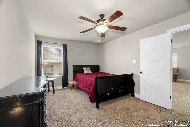 Image 41 of 57 For 11715 Violet Cove