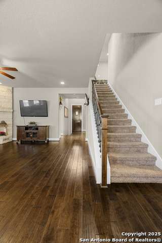 Image 6 of 57 For 11715 Violet Cove