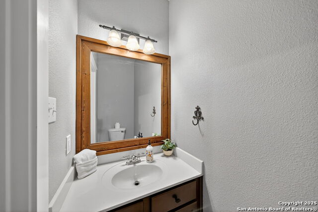 Image 23 of 27 For 3302 Bending Creek