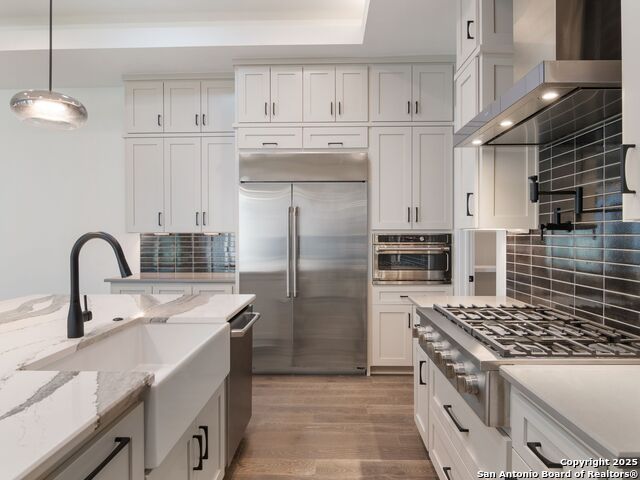 Image 17 of 47 For 35 Dominion Heights