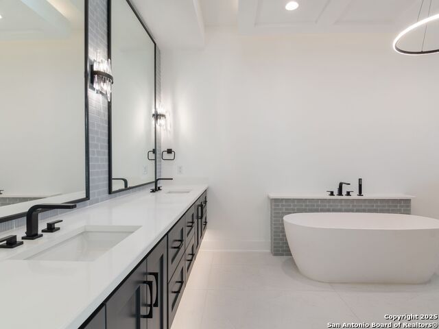 Image 22 of 47 For 35 Dominion Heights