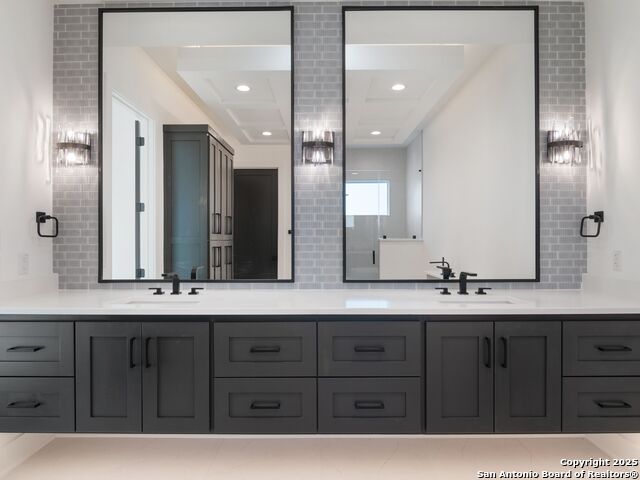 Image 23 of 47 For 35 Dominion Heights