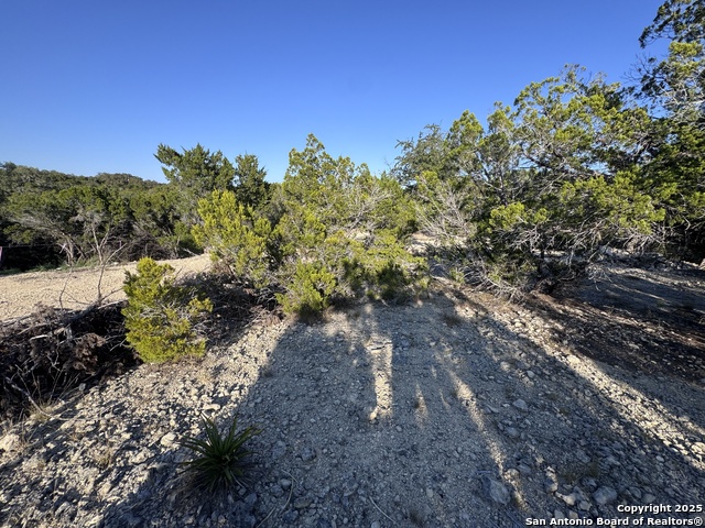 Listing photo id 5 for 205 Center Point Rd.