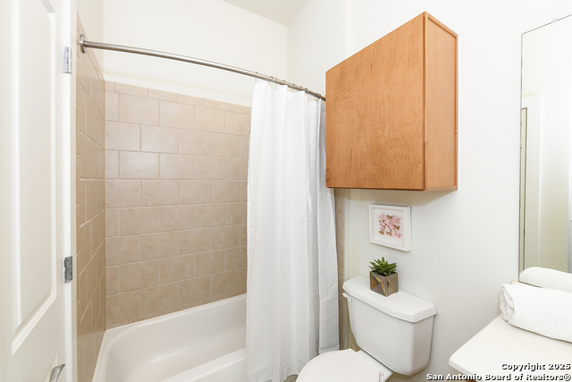 Image 14 of 30 For 7342 Oak Manor  1303