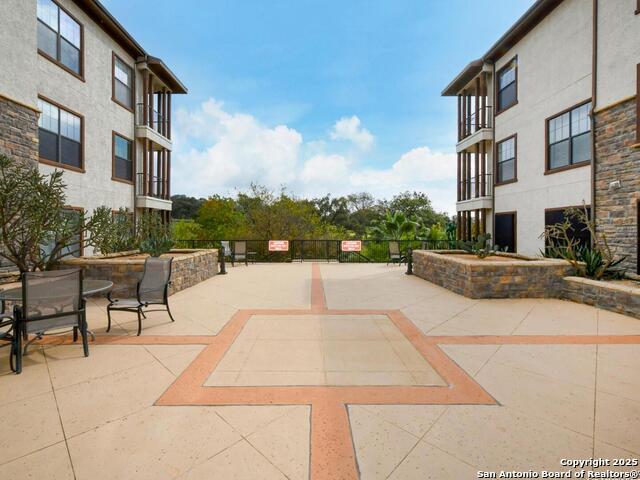 Image 22 of 30 For 7342 Oak Manor  1303