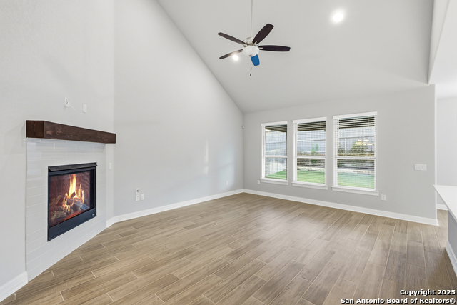 Image 5 of 45 For 1414 Cleland Place