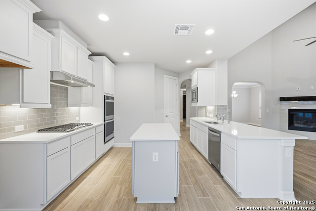 Image 6 of 45 For 1414 Cleland Place