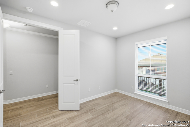 Image 8 of 45 For 1414 Cleland Place