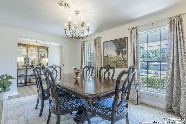 Image 4 of 20 For 2731 Hopeton Drive